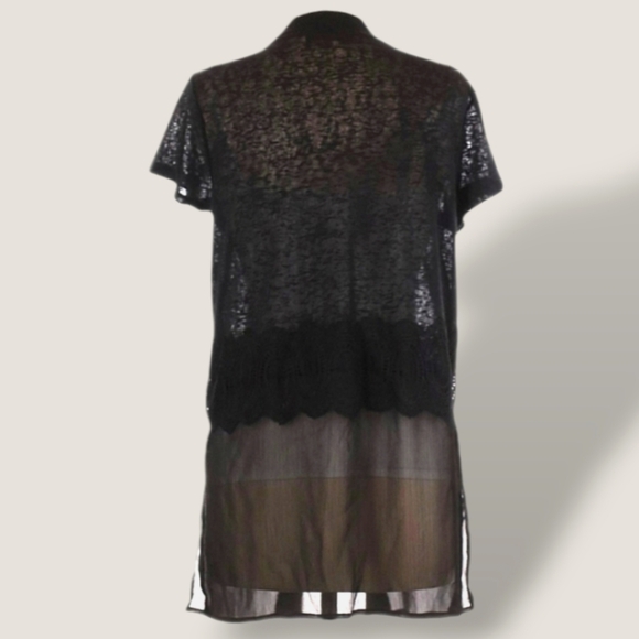 ♥️Beautiful Short Sleeve Open Cardigan w/Embroidered Detail by August Silk - Picture 4 of 11